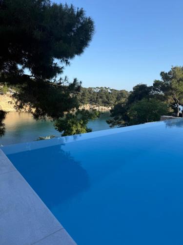 Votsi Apartment | D & A Land luxury house