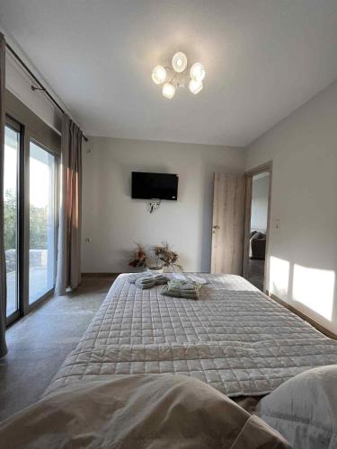 Paleros Apartment | Danita Apartments 3