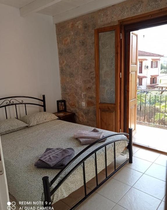 Galaxidi Apartment | Delphi view