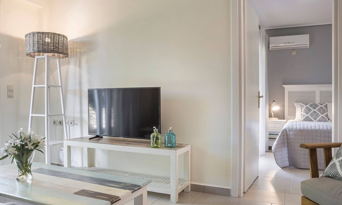 Karavomylos Villa | Deluxe Kefalonia Apartment | 1 Bedroom | Apartment Thalassa | Tranquil Location.