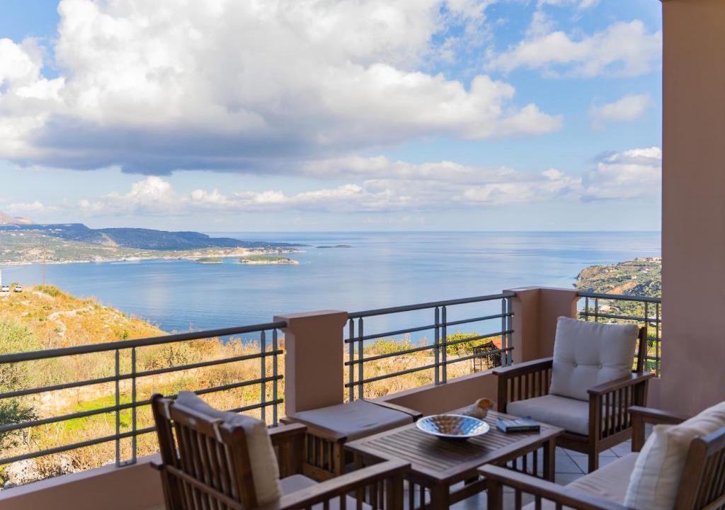 Megala Chorafia Villa | Deluxe Villa Kamba with Sea View