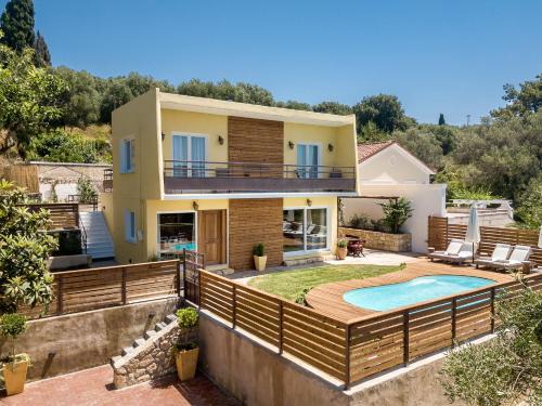 Kourkoumelata Villa | Diogenis Villa