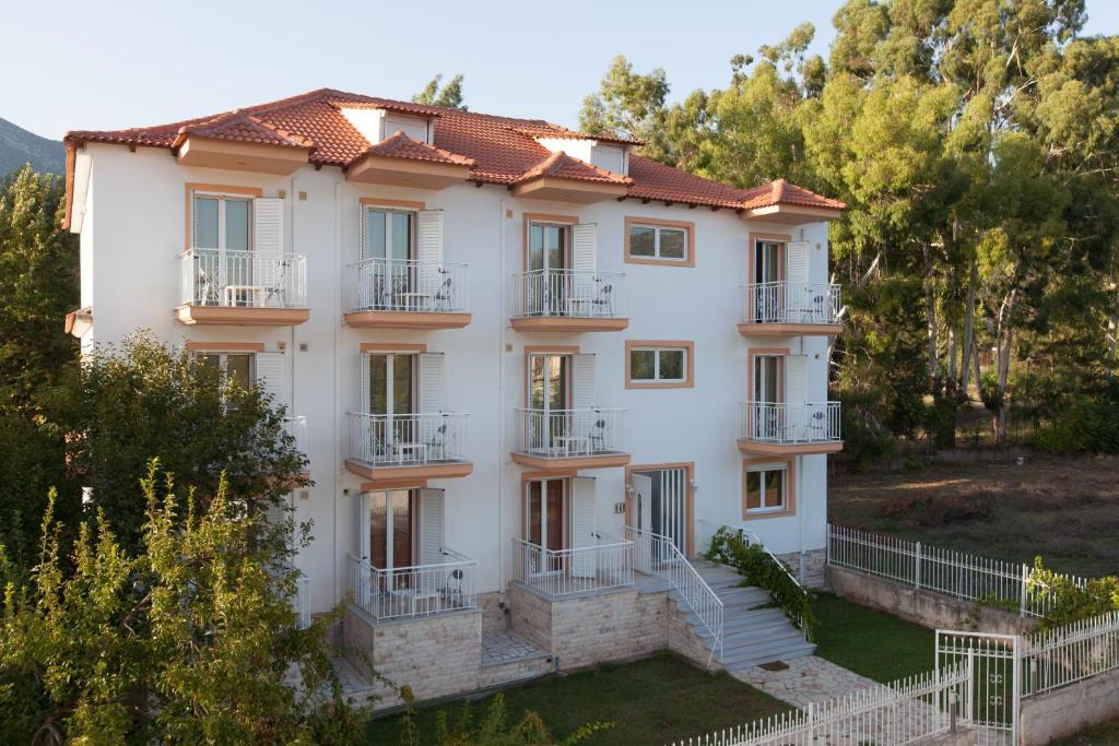 Klitoria Apartment | Elatos Apartments