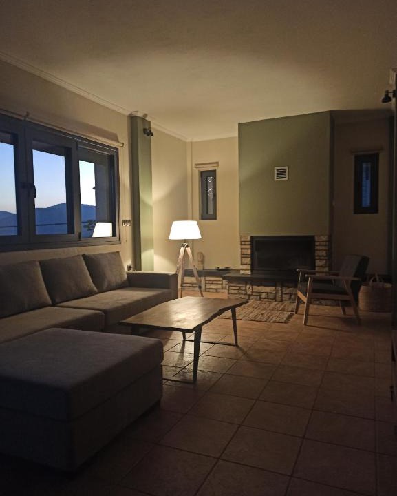 Karpenisi House | Elatos Boutique MountainHouse