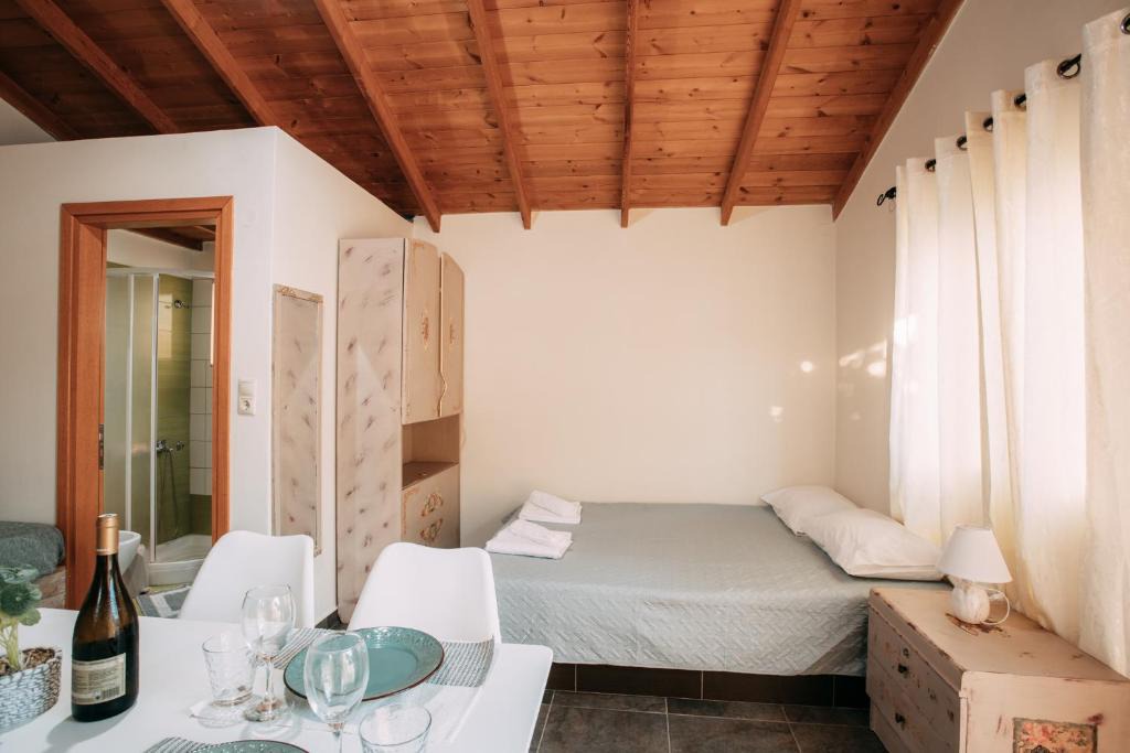 Mires Apartment | Elenis Spiti