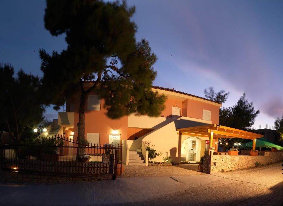 Agios Emilianos Apartment | Epavlis Apartments