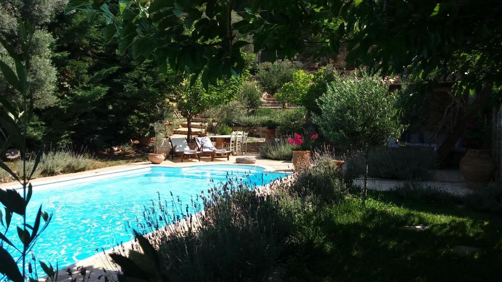 Nerotrivia Villa | Eviafoxhouse