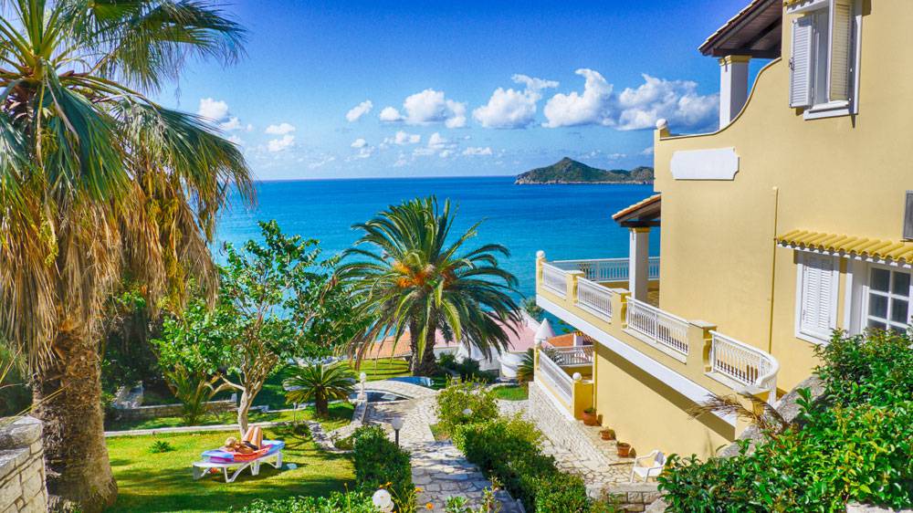 Agios Georgios Pagon Apartment | Flora Beach Appartement 3 - Panorama Meerblick nur 50m vom schönen Sandstrand entfernt