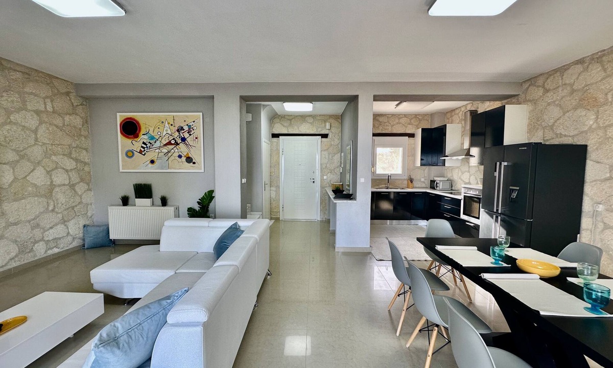 Kriopigi Villa | Four Seasons Eco Friendly Villa