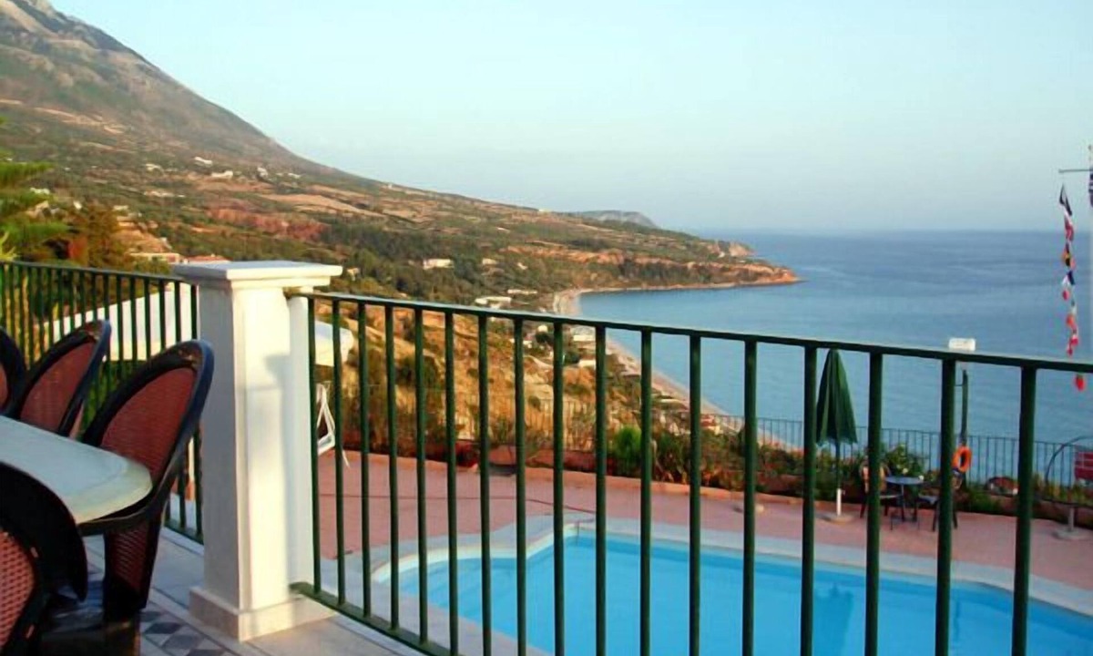 Lourdata House | Garbis Villas