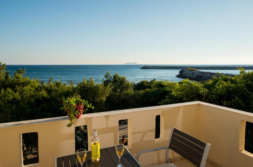 Kokinos Pirgos Apartment | Golden Sun Apartments