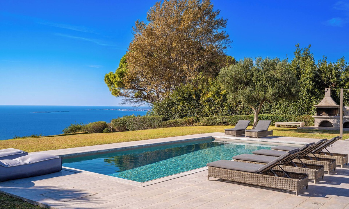 Lakithra Villa | Grande Azzurro, Villa
