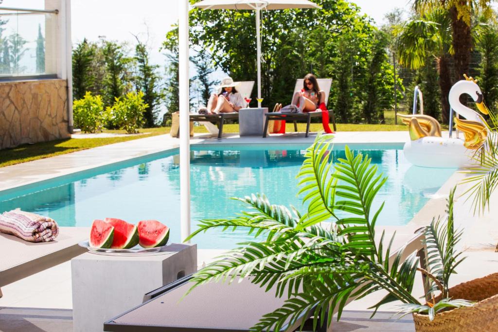 Spartylas Villa | Grande Terra Villas with Swimming Pool & Starlink WiFi