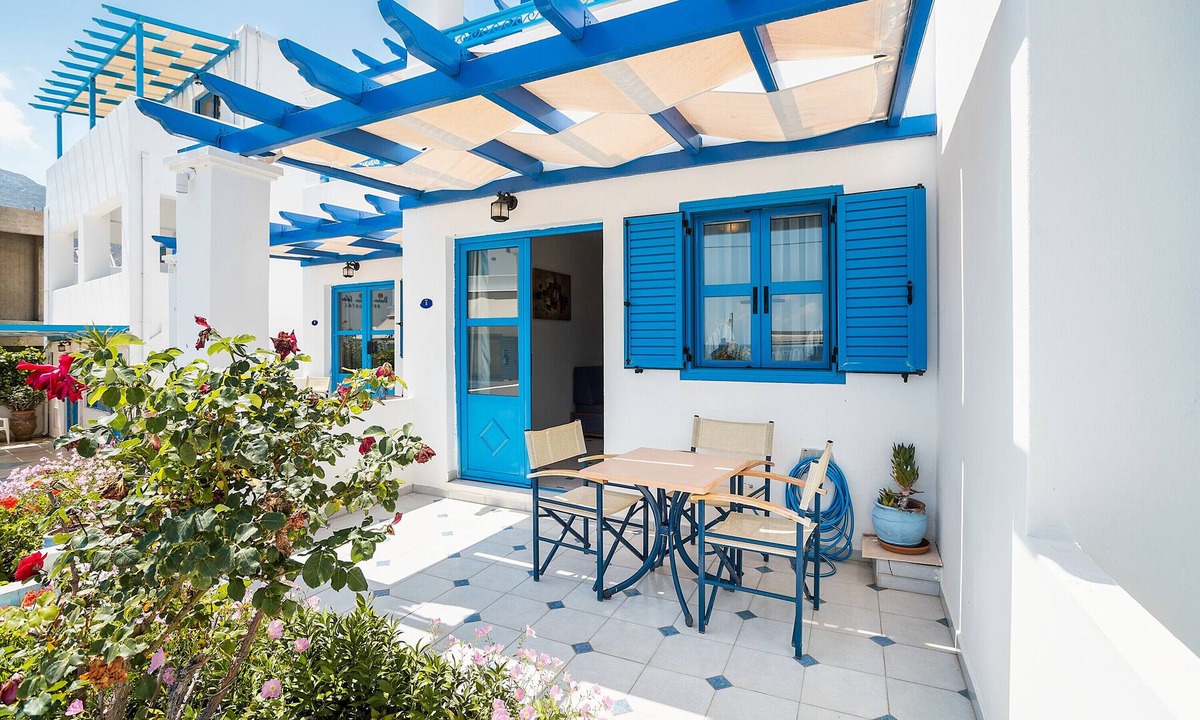 Tilos House | Holiday Home 'Livadia Beach Suite ' with Sea View, Wi-Fi and Air Conditioning
