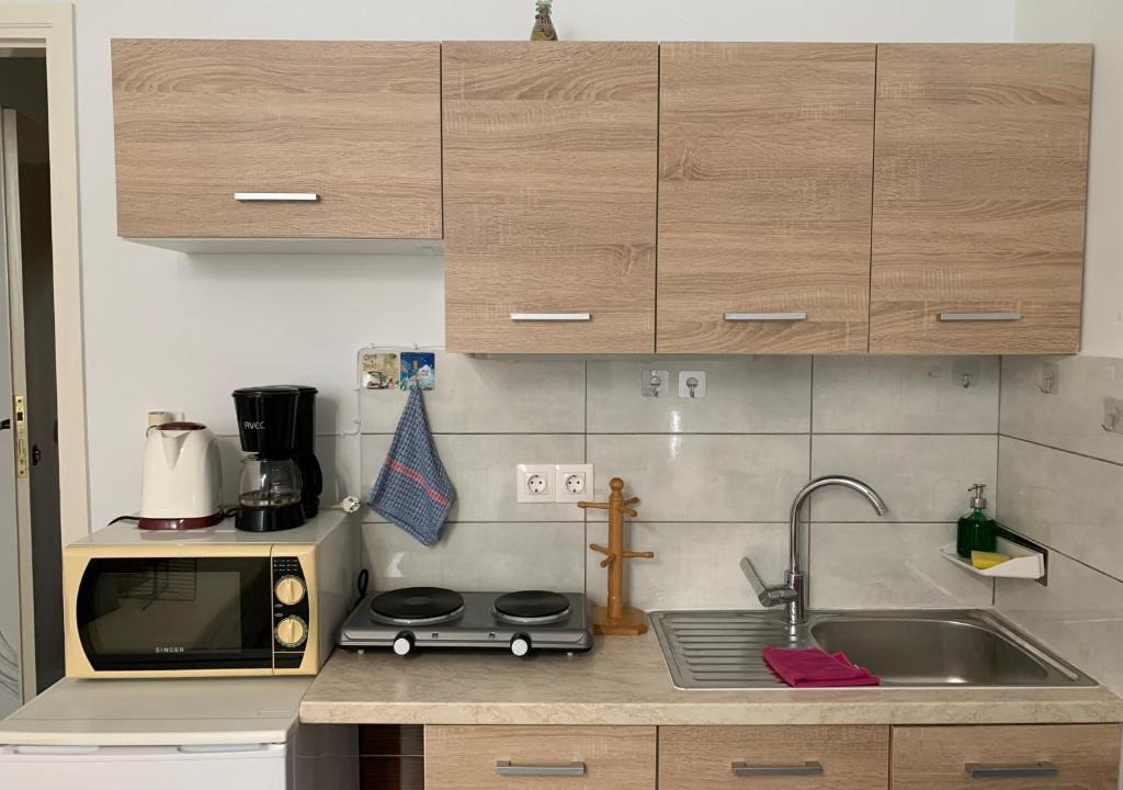 Goudi Apartment | Holodek Apartments Ground & SemiBasement