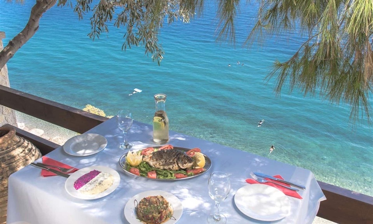 Bralos Hotel | Hotel Cokkinis