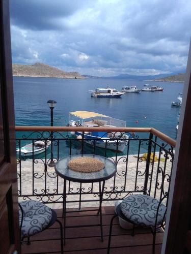 Halki Apartment | House Galini