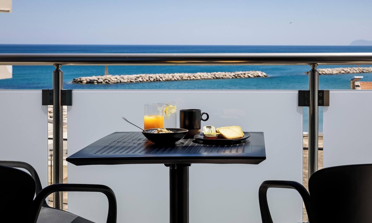 Kolymbari House | Iria Sea View Room