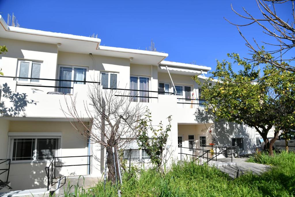 Ialyssos Apartment | Iskas apartments