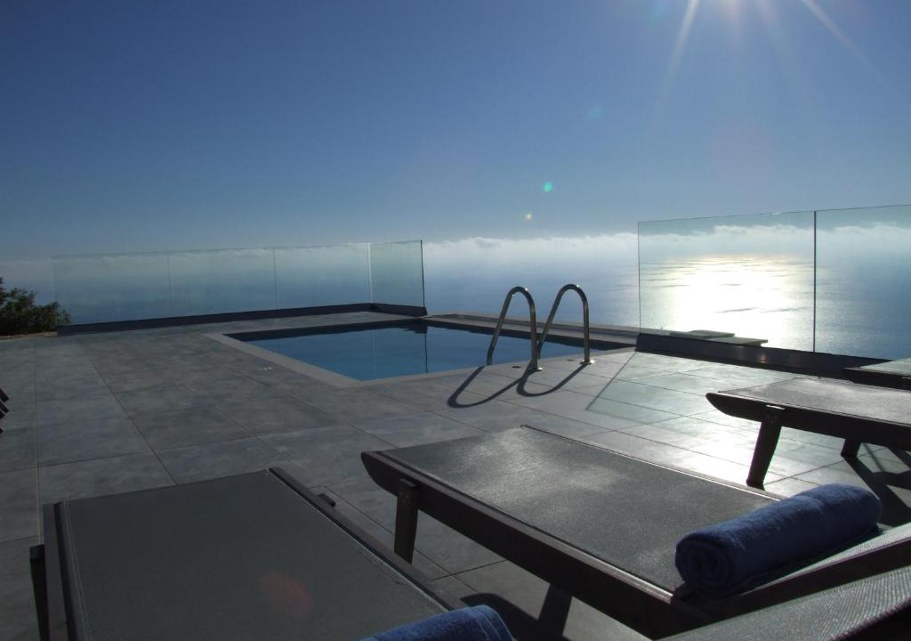 Agios Nikitas Villa | Kampaki Stone Houses
