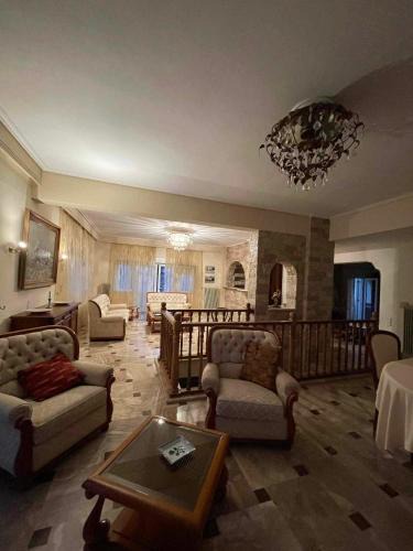 Lavreotiki House | Katerina's house