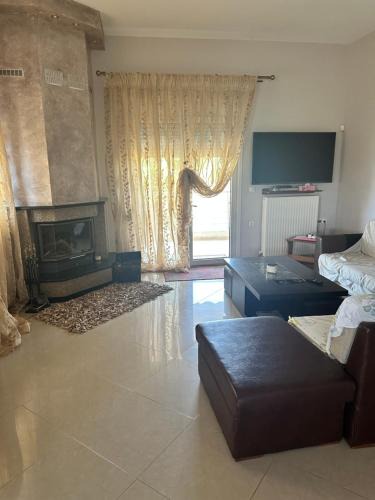 Ganochora House | Katerini Family Home