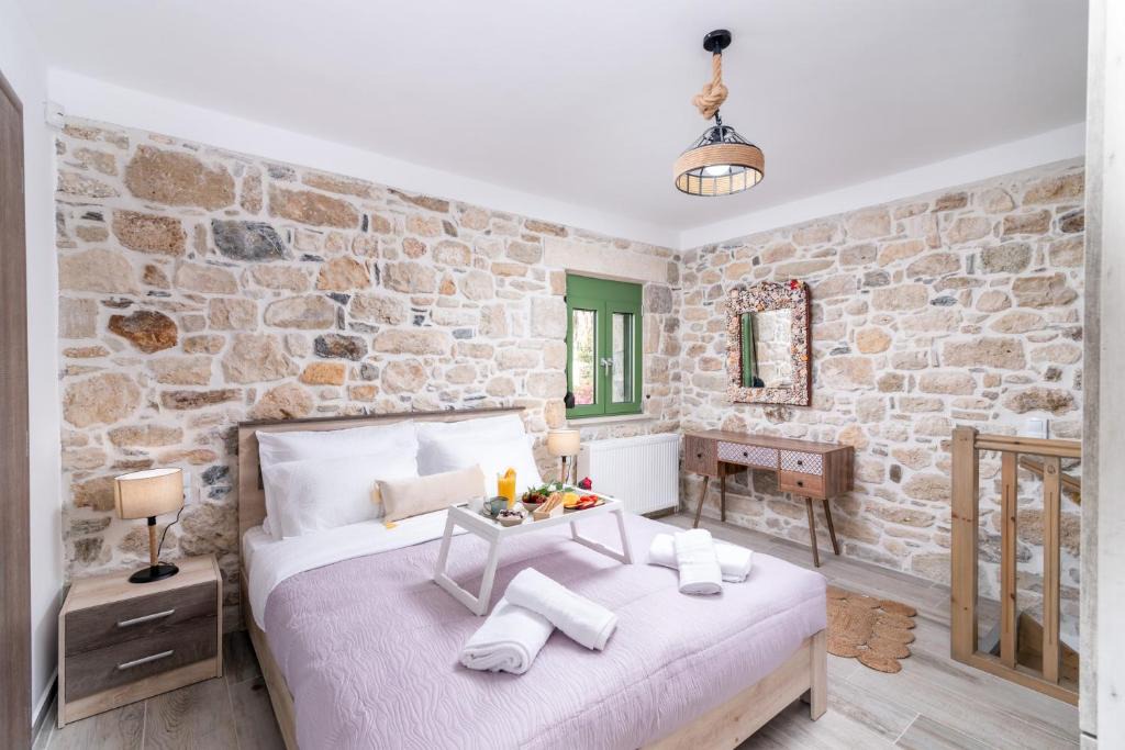 Petrokefalion House | Katina's House