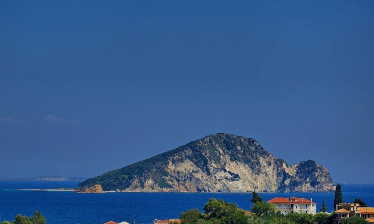 Limni Keri Apartment | Keri Studios With Garden View