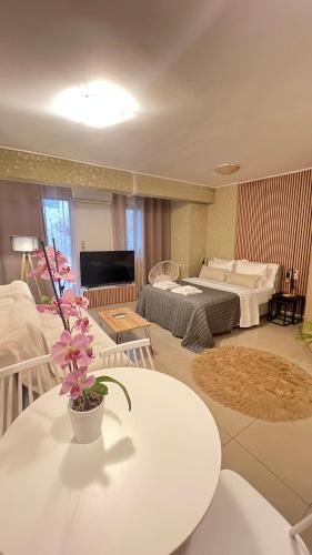 Nea Alikarnassos Apartment | KND Living Concept - Standard Room with Patio