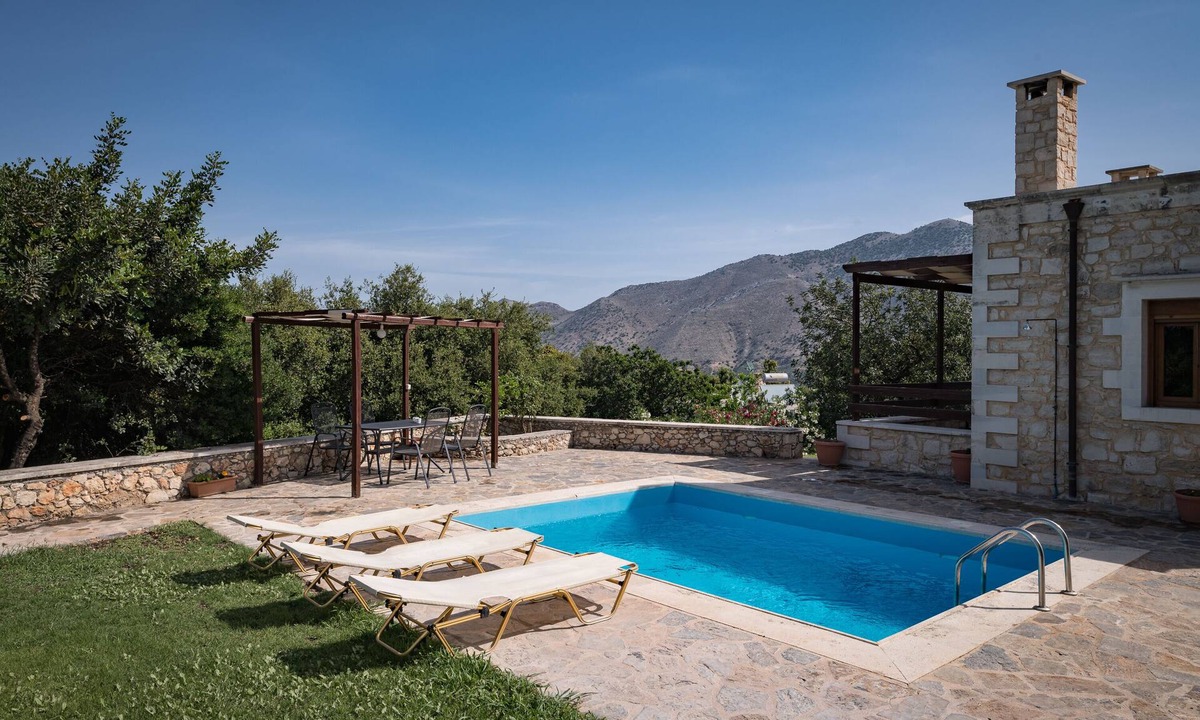 Mylopotamos Villa | Koules Estate-Anemone, with Pool & BBQ, an Agricultural barn for Nature lovers