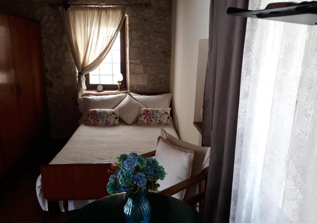 Koutouloufari Ski Chalet | Koutouloufari Cosy Cretan Cottage