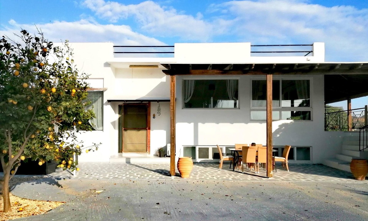 Kardamena Villa | Large family villa in excellent location.