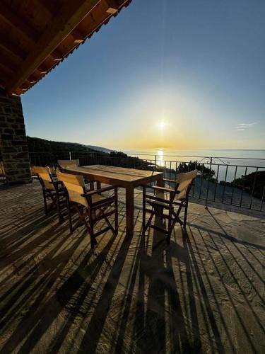 Gialiskari Apartment | Lithos Apartments