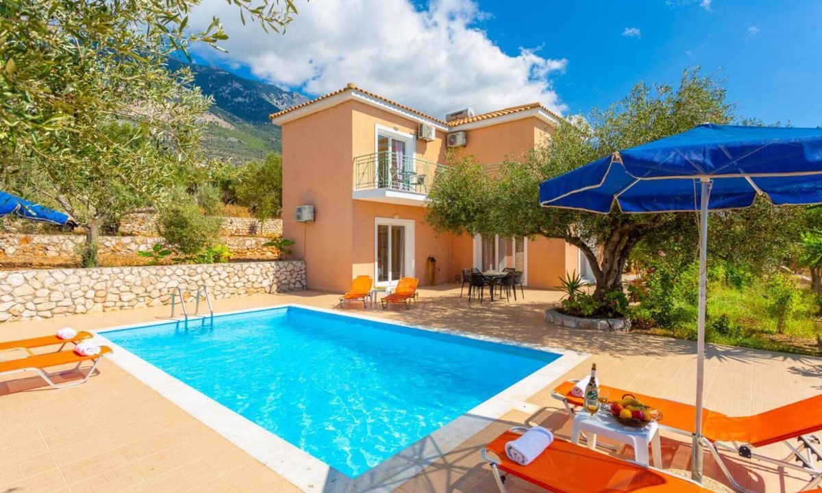 Vlachata Villa | Lourdas Villas Collection