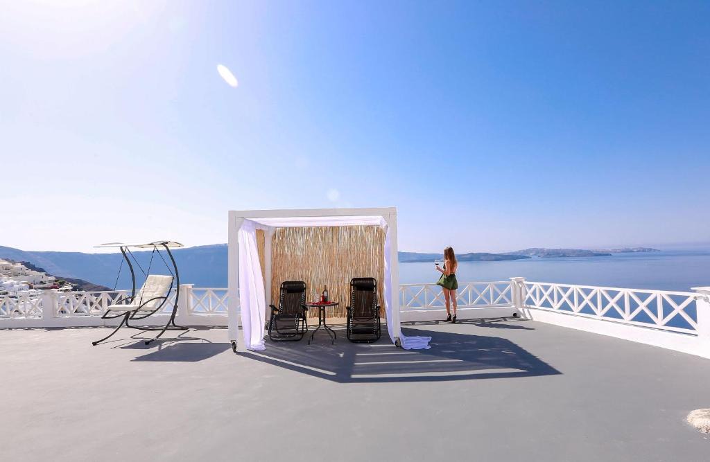 Oia Apartment | Luxury accomodation in a traditional place