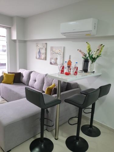 Katerini Apartment | M & M White Luxury