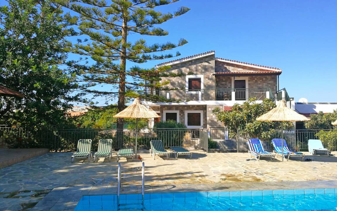 Old Hersonissos Apartment | Medusa Triple Chersonisos