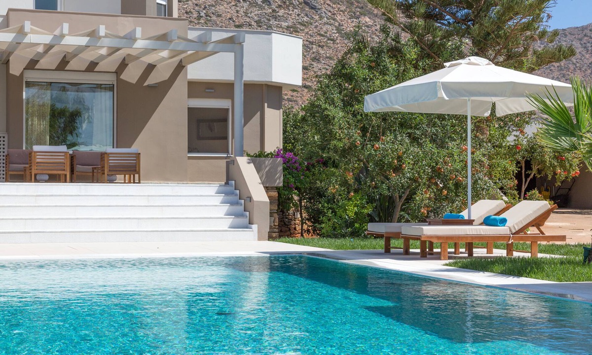 Stavros Villa | Modern Luxury Villa*65sqm Private pool*Short Walk to a Wonderful Sandy Beach.