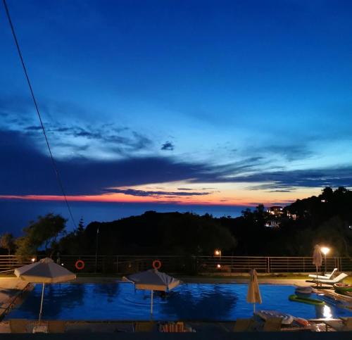 Lesbos Apartment | Molivos Sunset Apartments