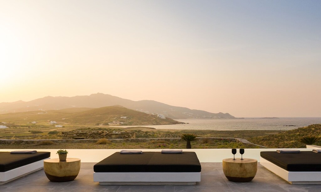 Ftelia Villa | Mykonos Ftelia Black Villa 1