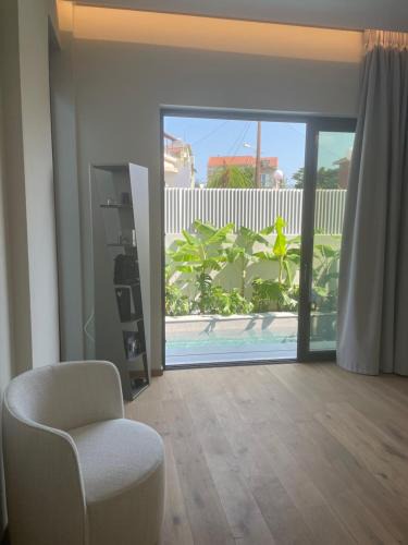 Mesolongi Hotel | Nõs Luxury Rooms