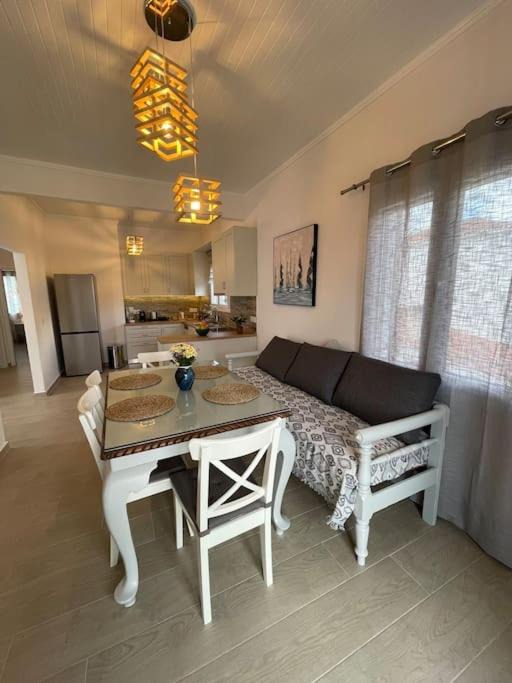 Spetses Apartment | Nano's House Οροφοδιαμέρισμα στο κέντρο