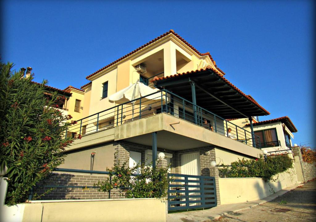 Nikita House | Nikiti Hill House
