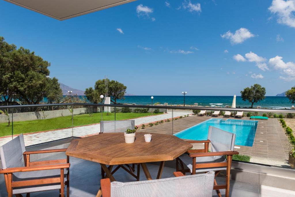 Nopigia Apartment | Niovi Seaside Suites