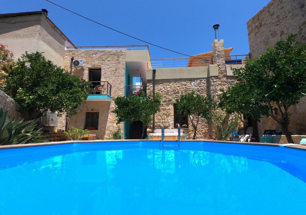Maroulas Bed & Breakfast | Old Olive Mill Maroulas - Bed and Breakfast