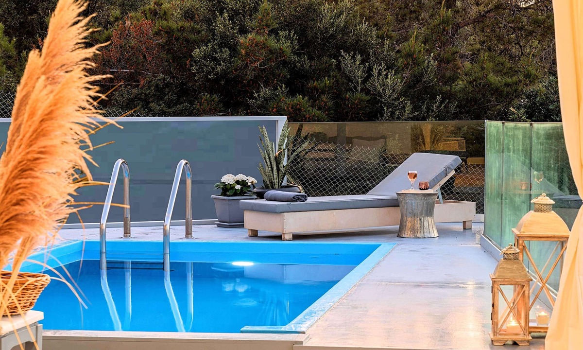 Olive Green Villa | Vathi