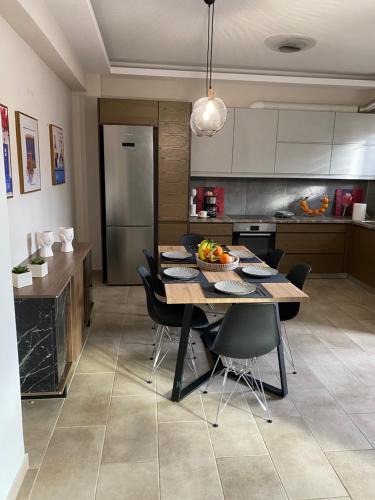 Karpofora House | Olive Hill Apartment