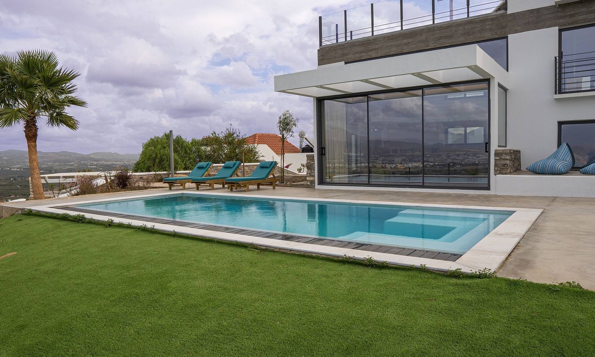 Kamilari Villa | Palmyra Villas Luxury
