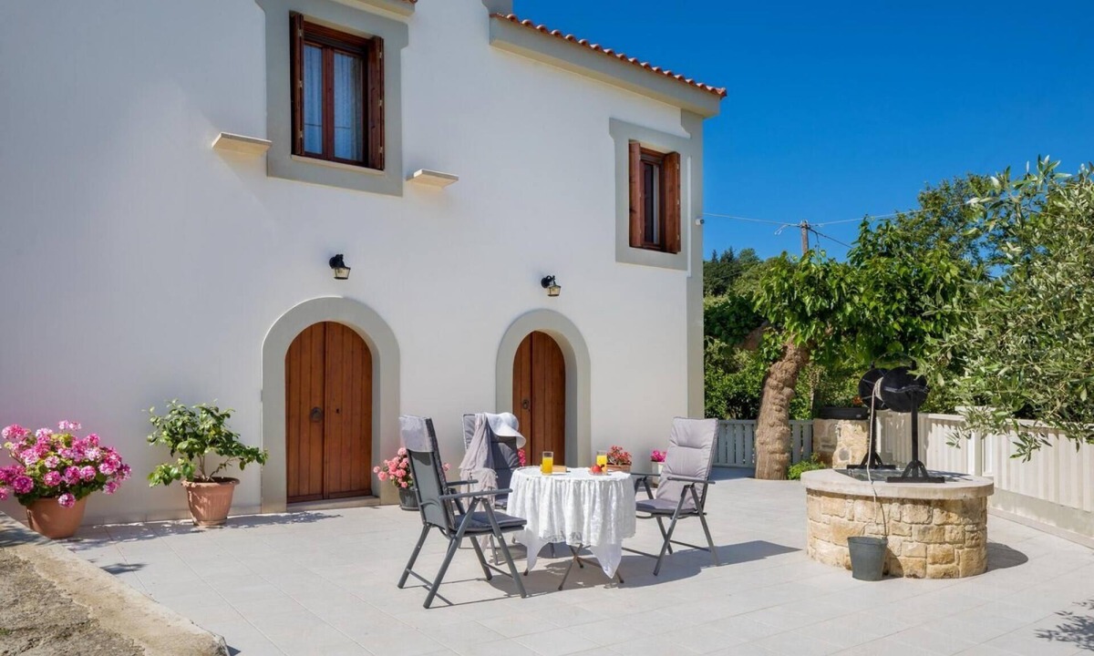 Panethimos House | Panethimos House in nature