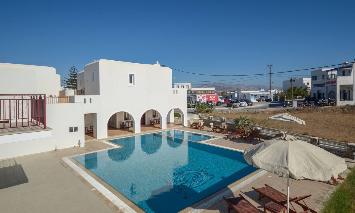 Agios Prokopios Apartment | Perla Hotel